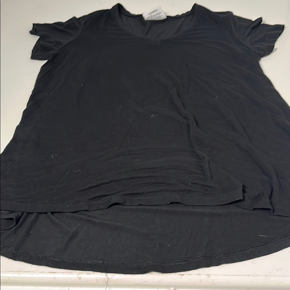 Amazon Large Black Short Sleeve V Neck Tunic Style T Shirt